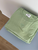 Love heart split tee - Pistachio